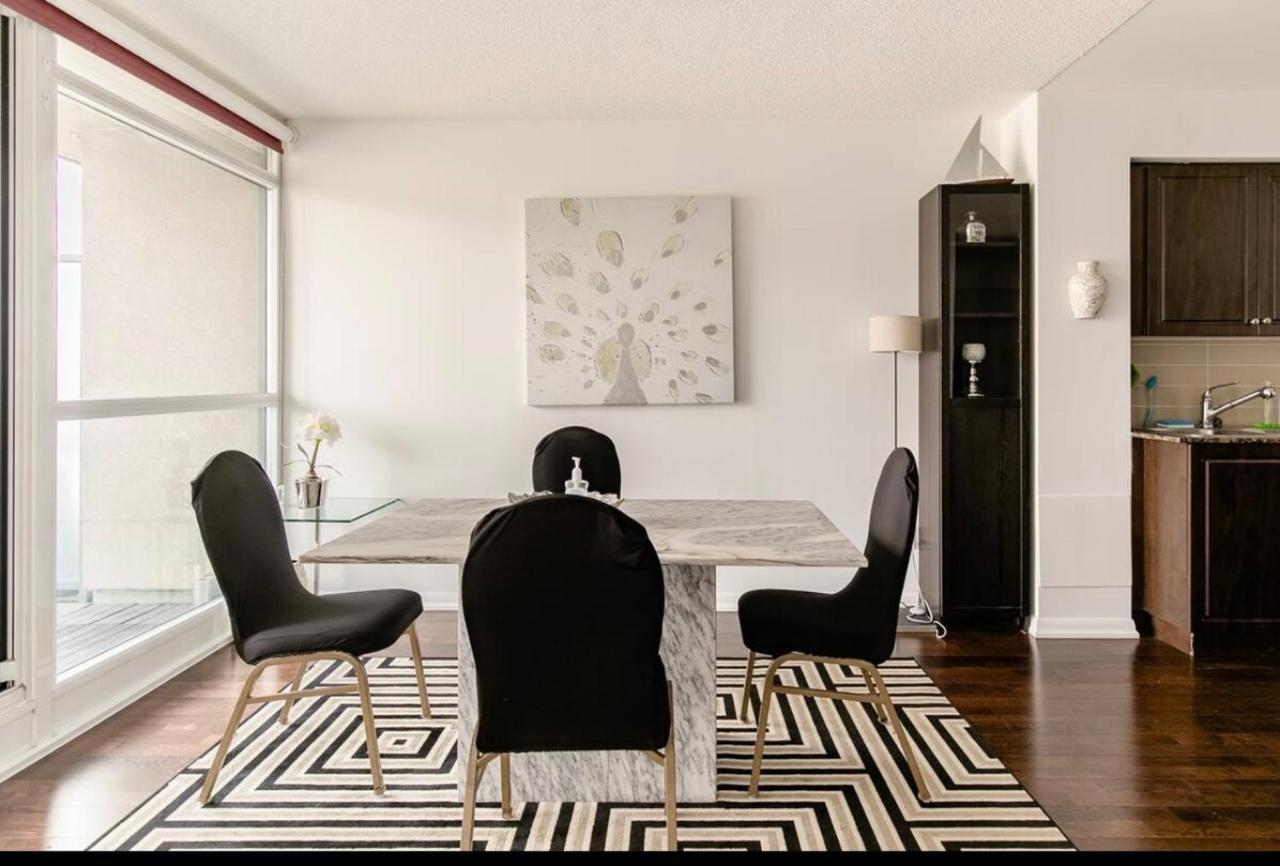 Downtown Toronto+Free Parking+Cn Tower View Appartement Buitenkant foto